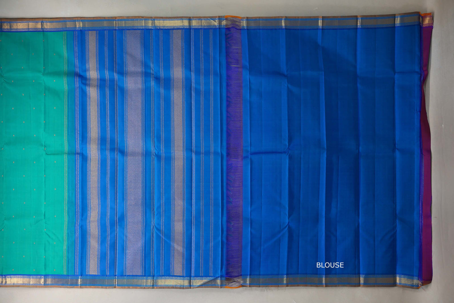 Dual Tone Green and Blue Vintage Kanjivaram Silk Saree SS9104