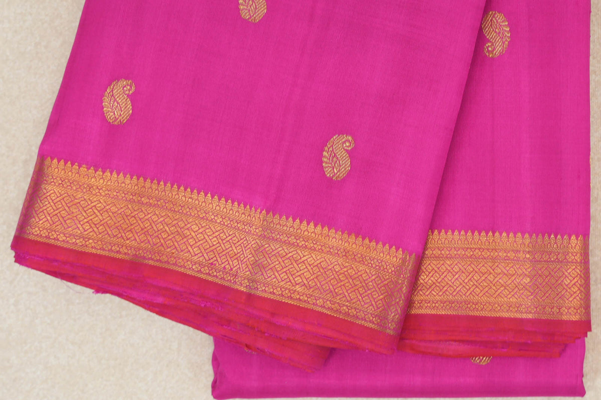 Bright Magenta Pink Vintage Kanjivaram Silk Saree border