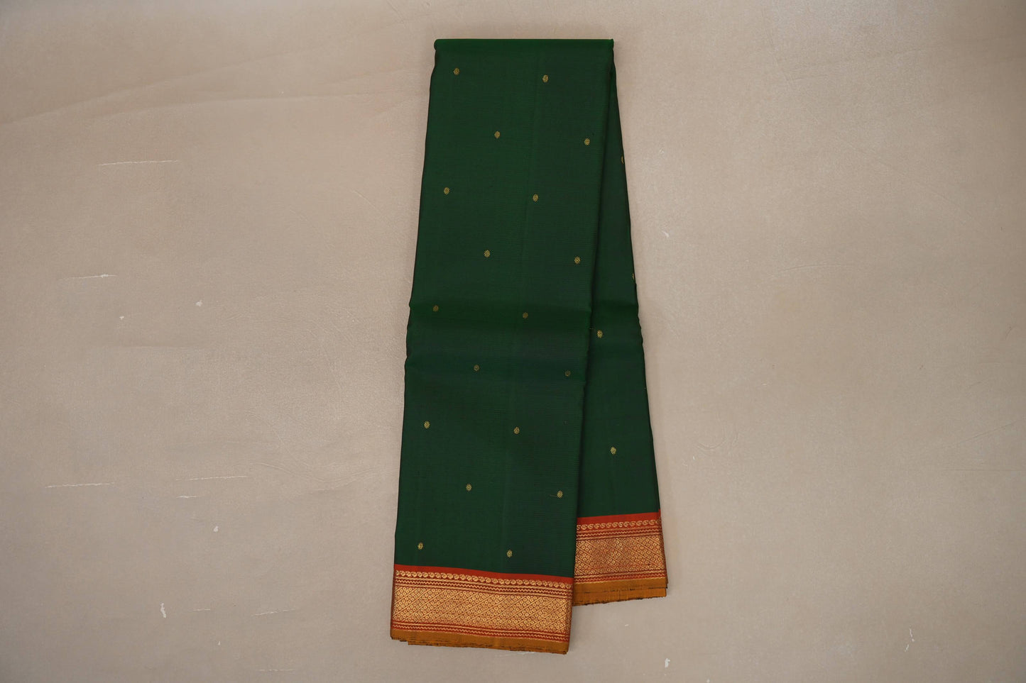 Deep Bottle Green Vintage Kanjivaram Silk Saree SS9115