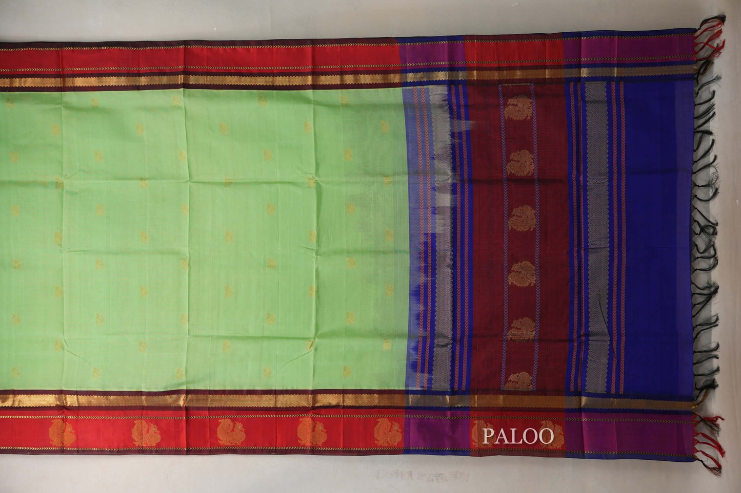 Pastel Green with Bright Red Borders Vintage Silk Cotton Saree SS9116