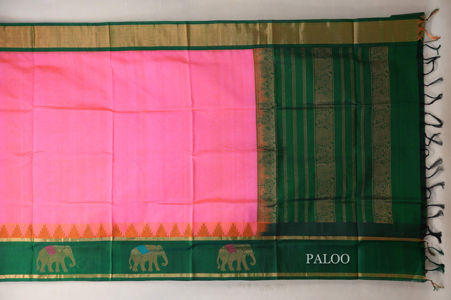 Orangish Pink with Emerald Green Borders Vintage Silk Cotton Saree SS9124