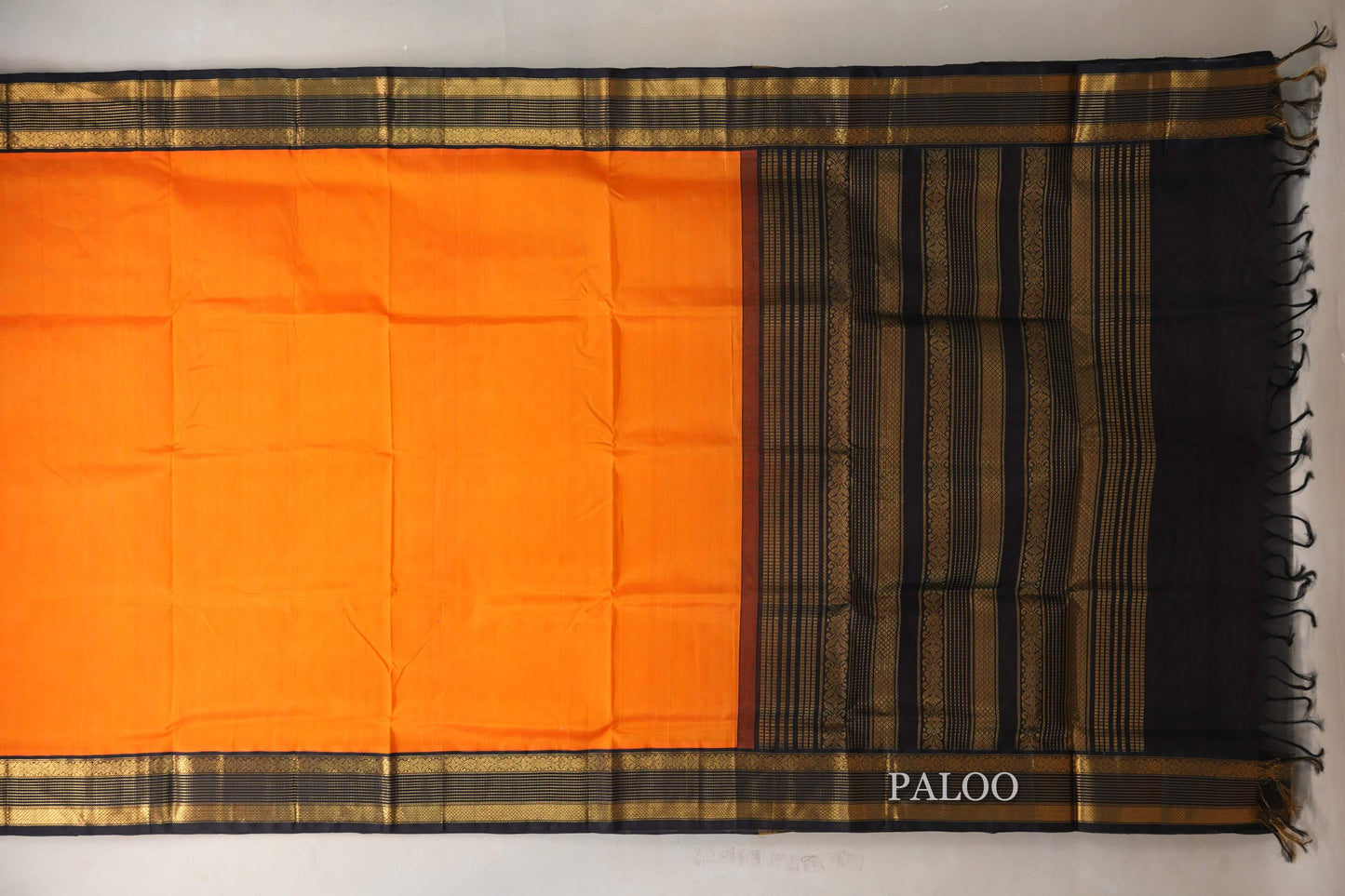 Reddish Orange with Black Borders Vintage Silk Cotton Saree SS9126