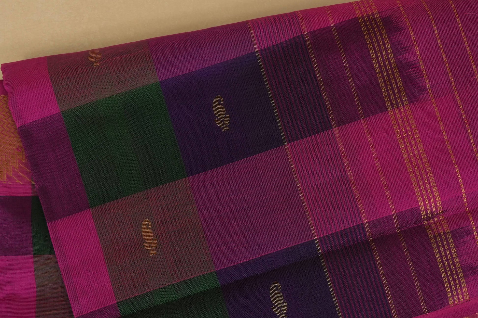 Multi color checks with pink paloo Nine and a half Yards Silk Cotton Saree  body