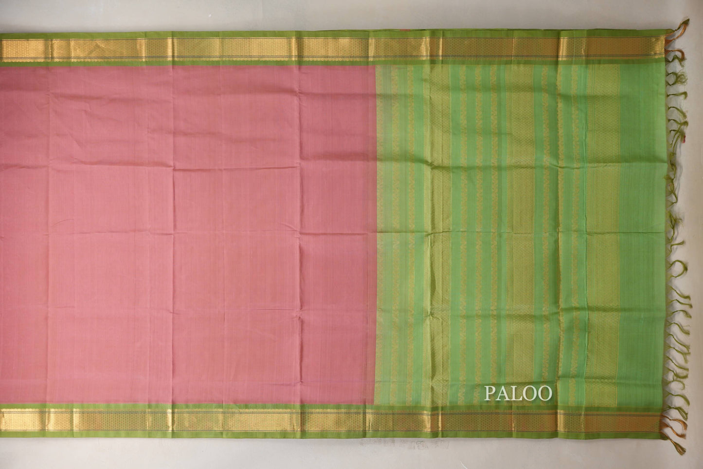 Sea Pink with Light Leaf Green Borders Vintage Silk Cotton Saree SS9128