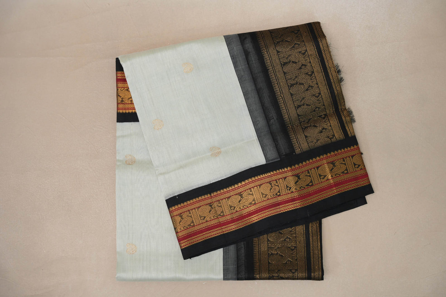 Off White with Black Borders Vintage Silk Cotton Saree SS9129