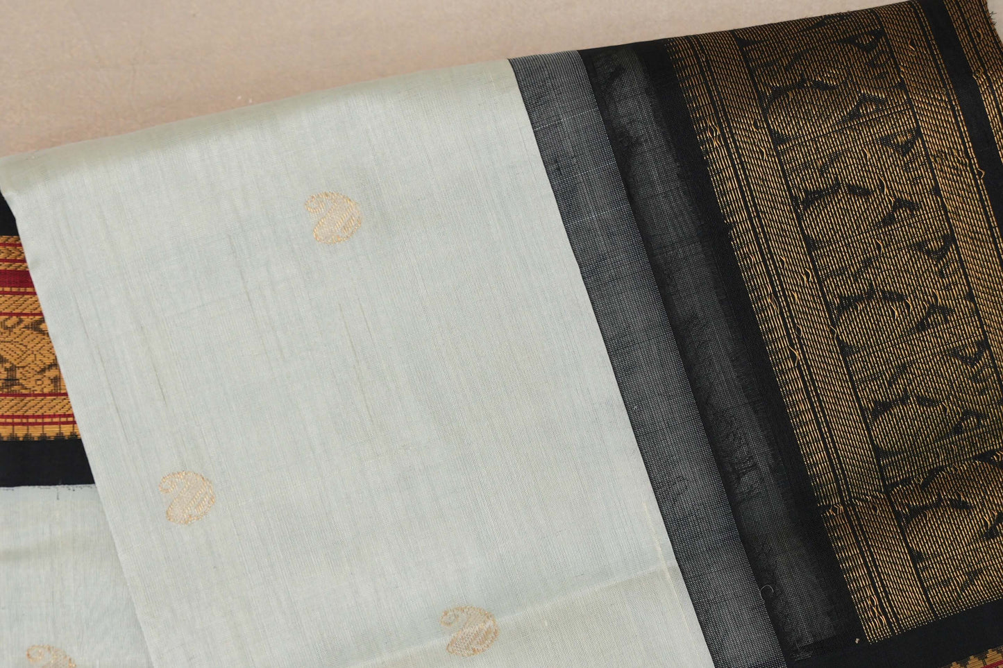 Off White with Black Borders Vintage Silk Cotton Saree SS9129