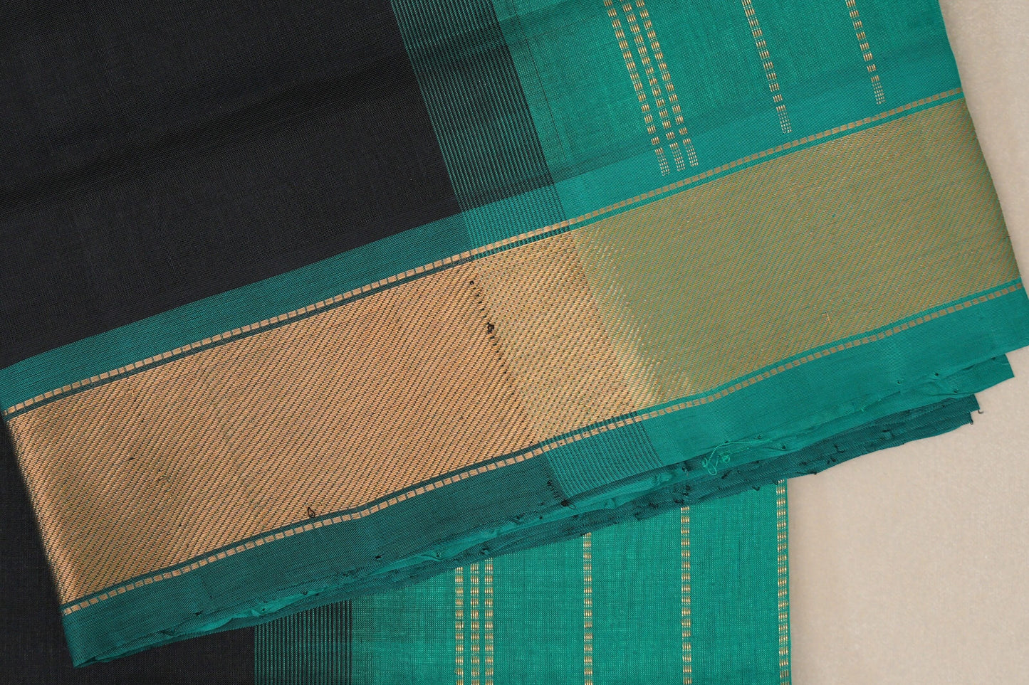 Black with Peacock Green Borders Vintage Silk Cotton Saree SS9141