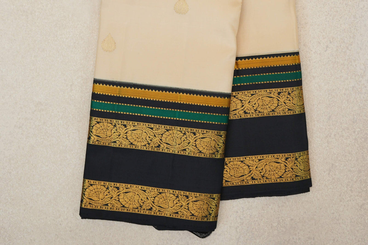 Cream Beige Vintage Kanjivaram Silk Saree border