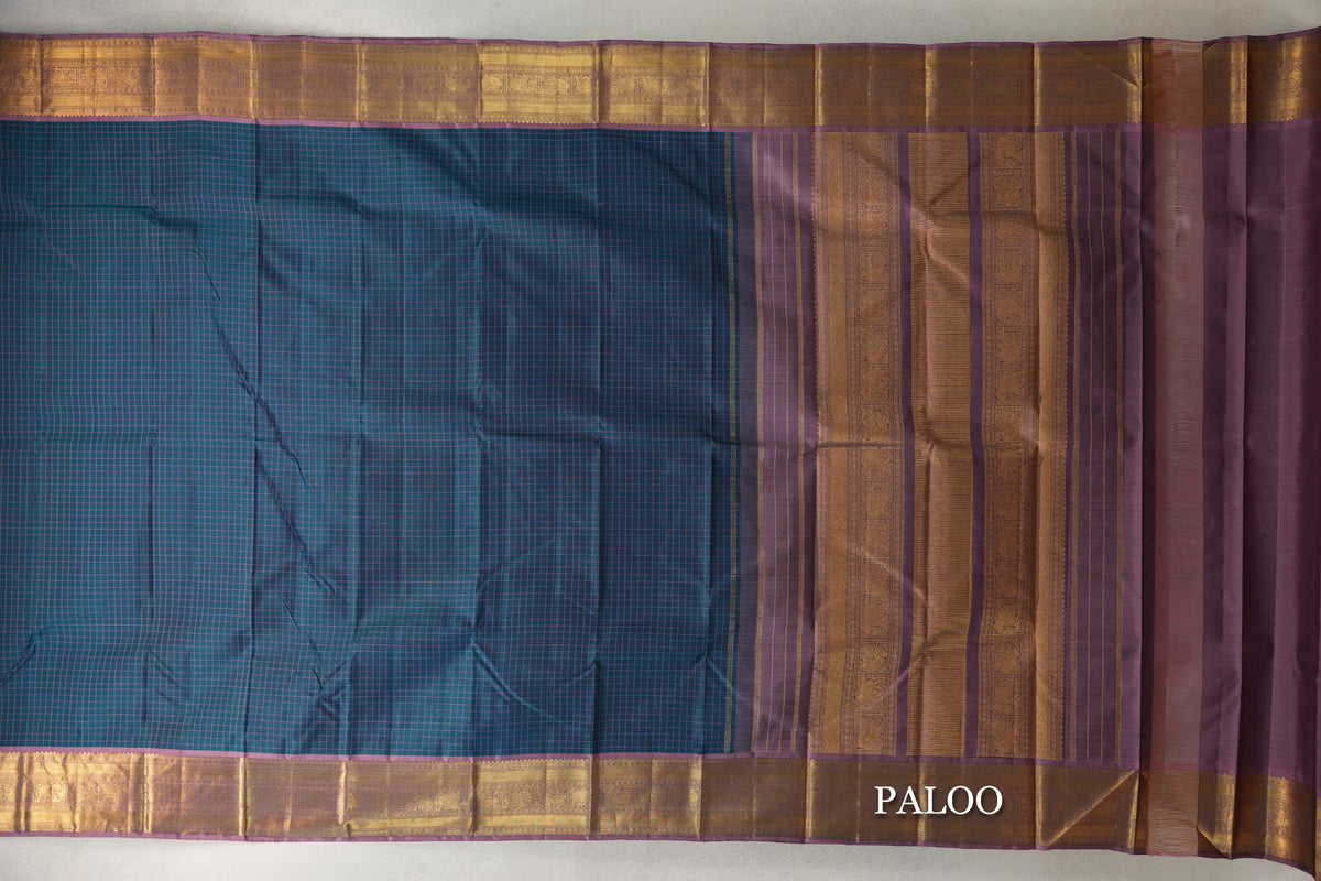 Peacock Green with Dusty Mauve Borders Vintage Kanjivaram Silk Saree paloo