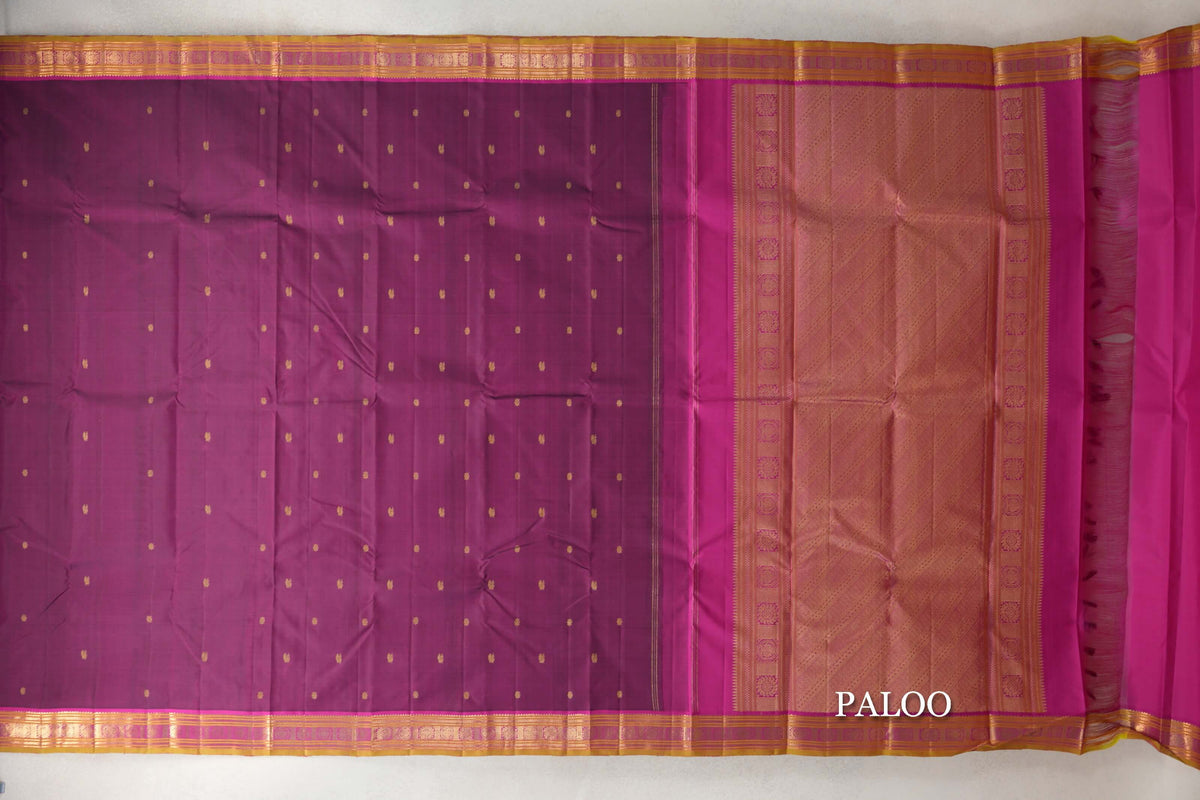 Deep Magenta with Magenta with Olive Green Selvedge Borders Vintage Kanjivaram Silk Saree paloo
