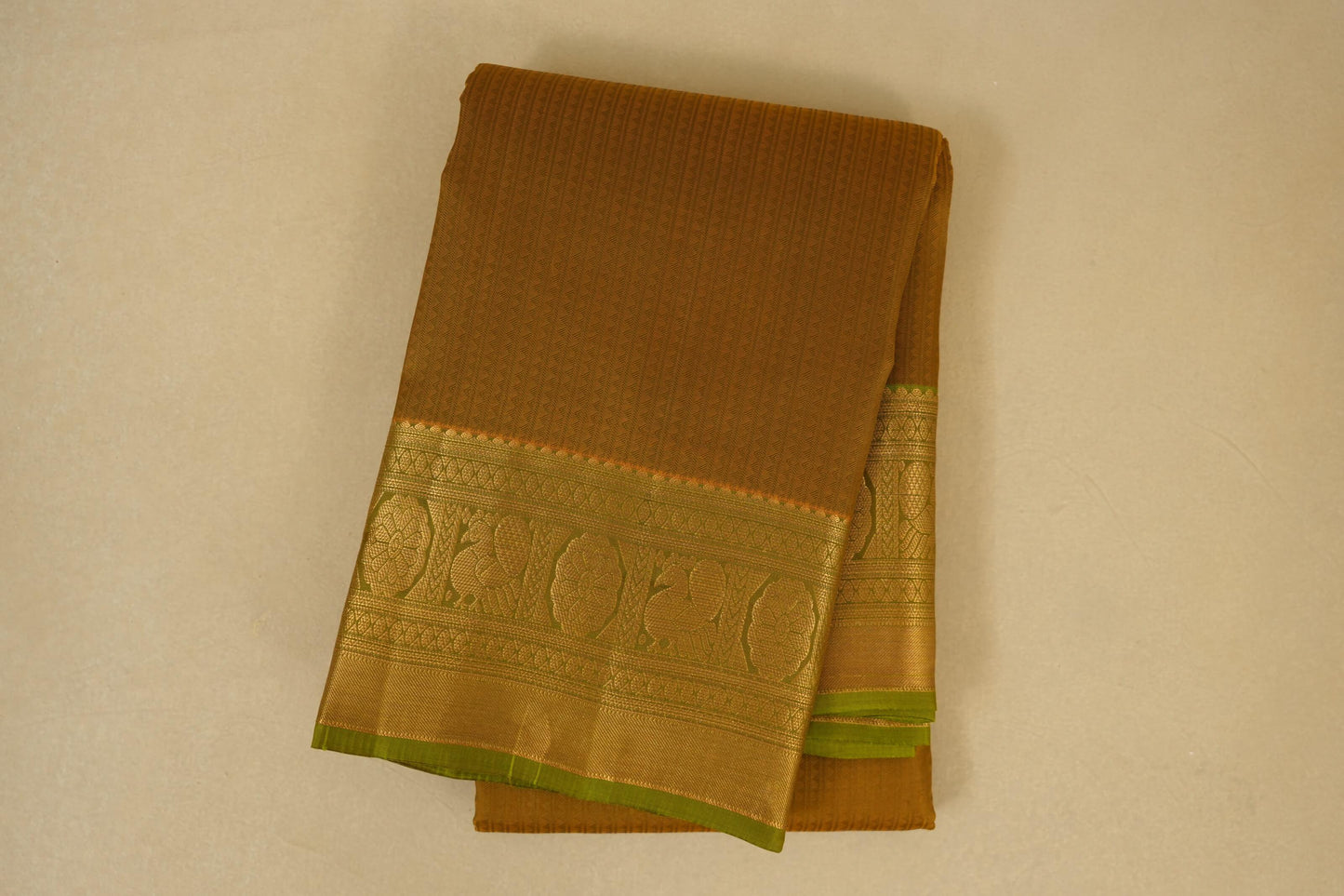 Folded live Green with Elaichi Green Borders Light Weight Kanchipuram Silk Saree
