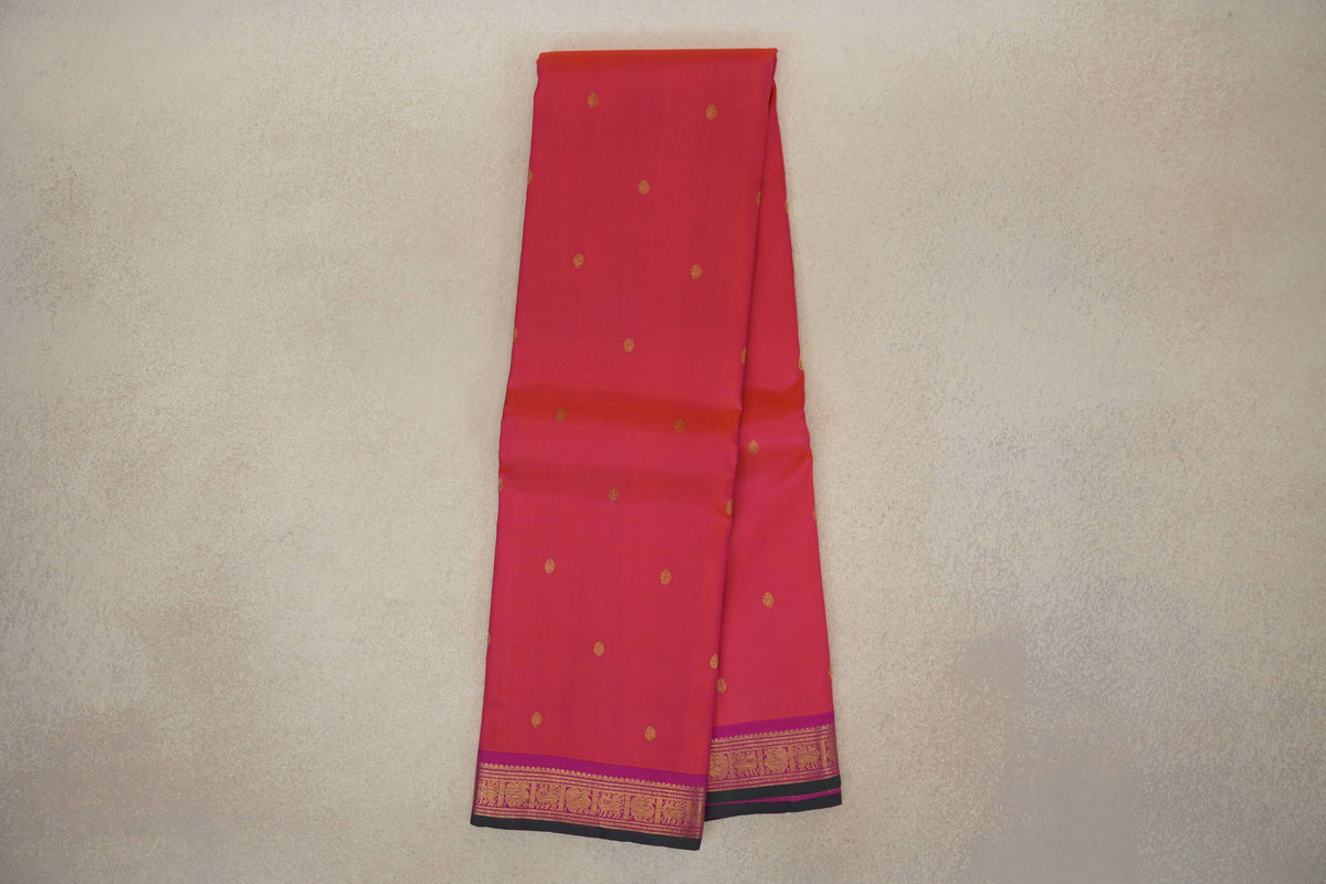 Online Dual Tone of Orange and Pink with Magenta with Dark Green Selvedge Borders Vintage Kanjivaram Silk Saree