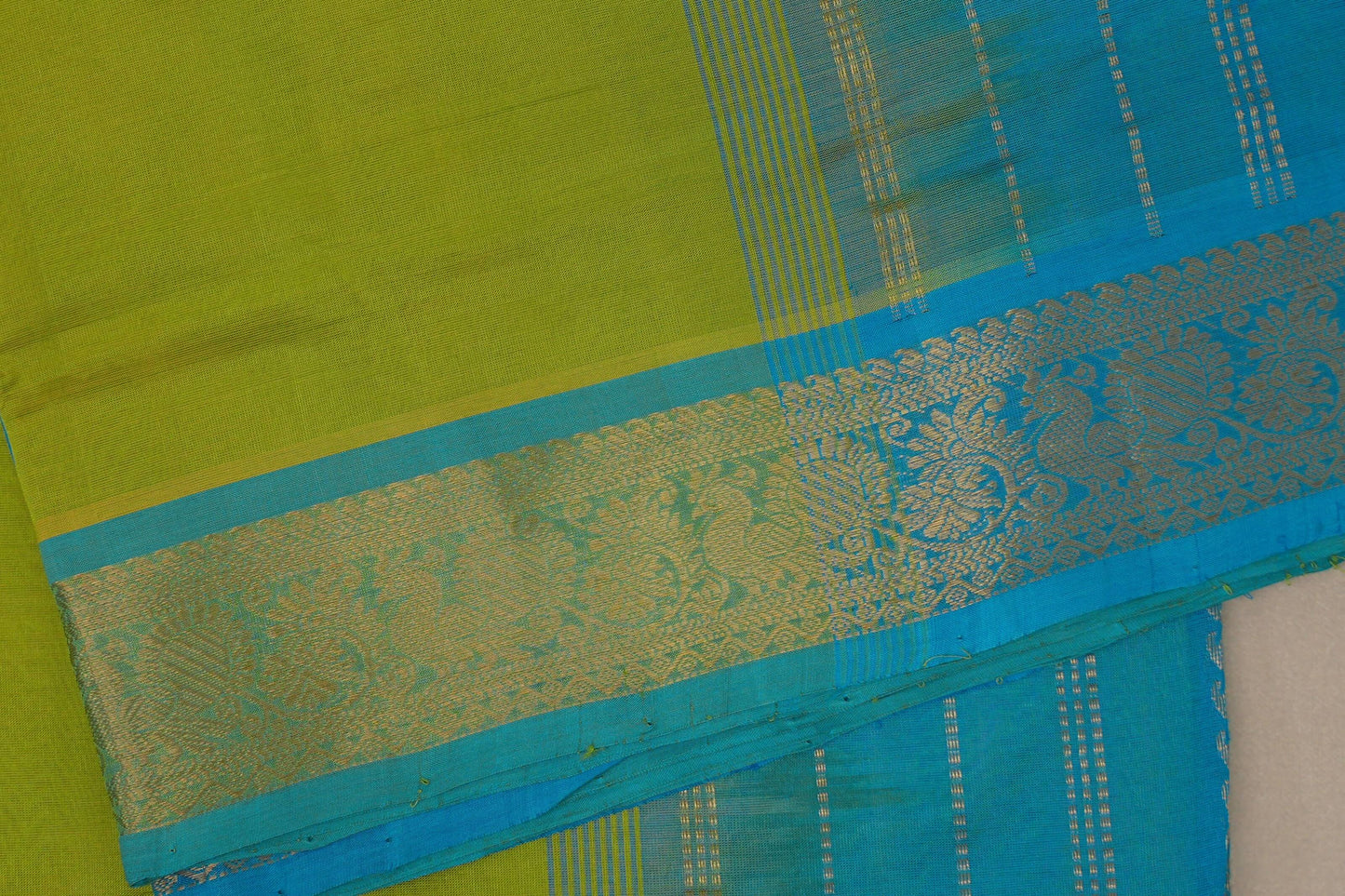 Bright Leaf Green with aqua blue Nine and a half Yards Silk Cotton Saree SS9152