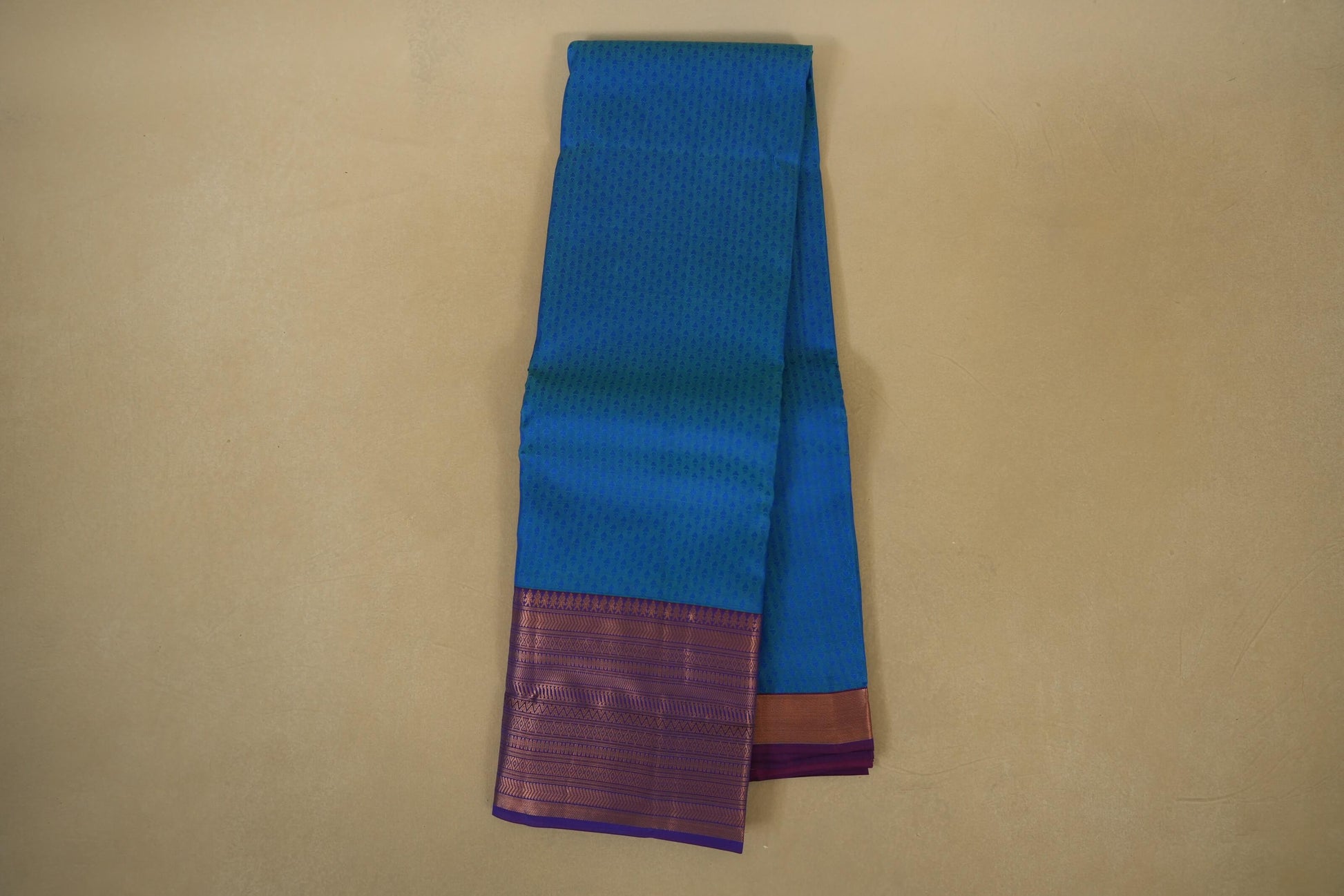 Peacock Blue Light Weight Kanchipuram Silk Saree Online