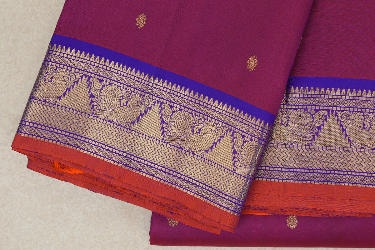 Dual Tone of Red and Violet Vintage Kanjivaram Silk Saree border