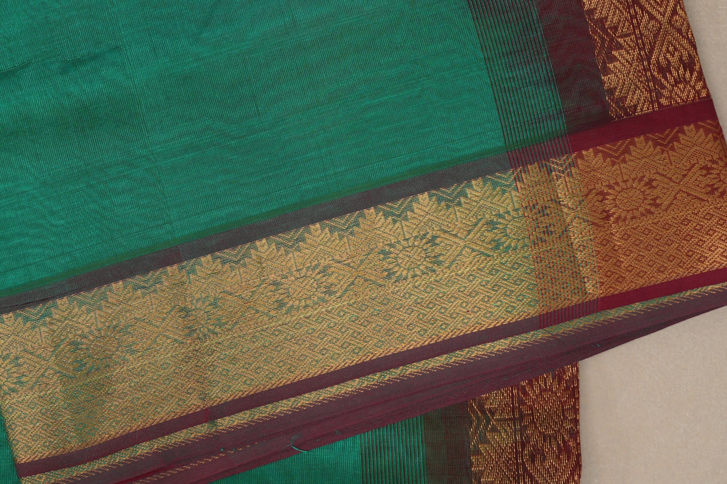 Emerald Green with Reddish Maroon Nine and a half Yards Silk Cotton Saree SS9156