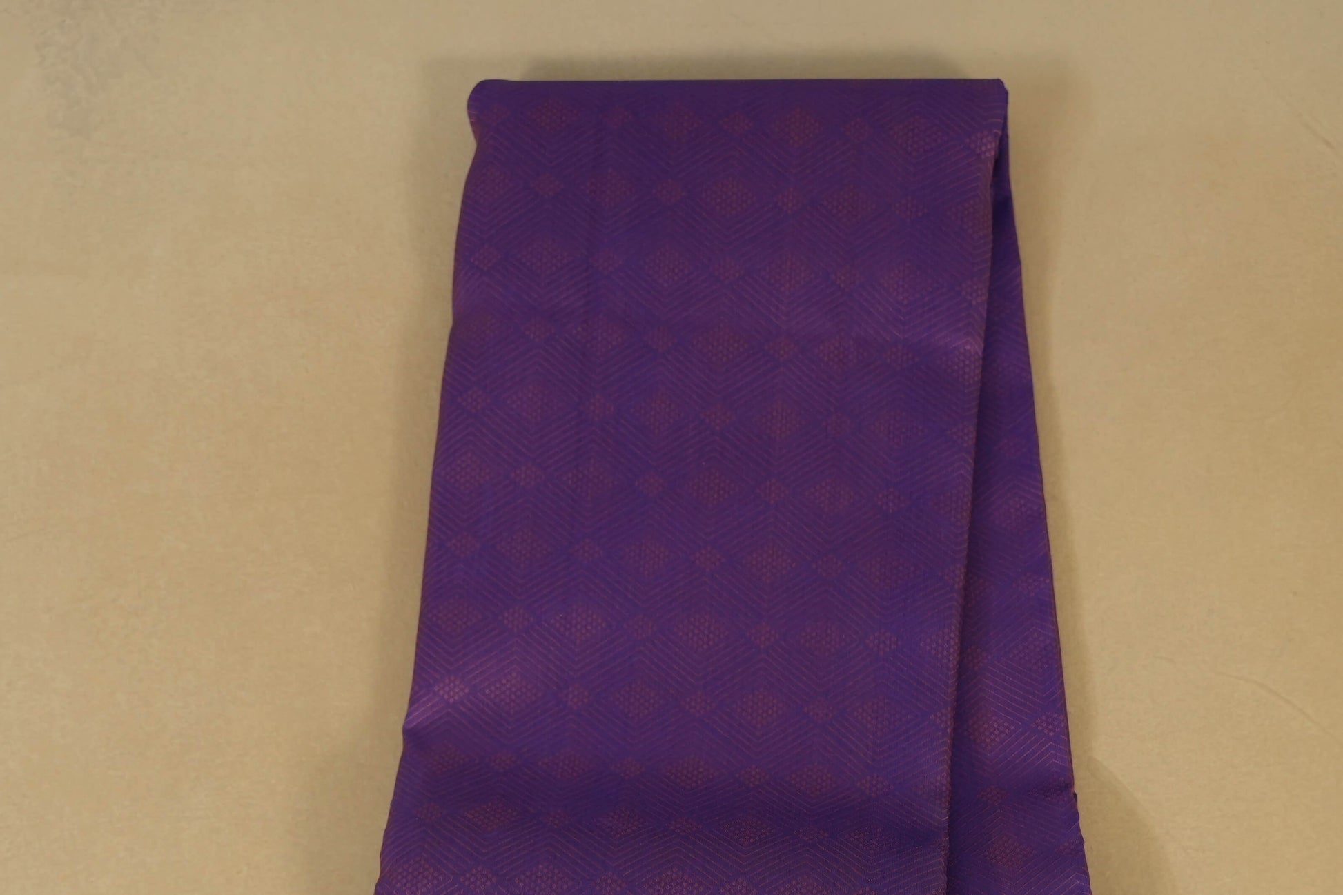 Lavender Light Weight Kanchipuram Silk Saree body zoom