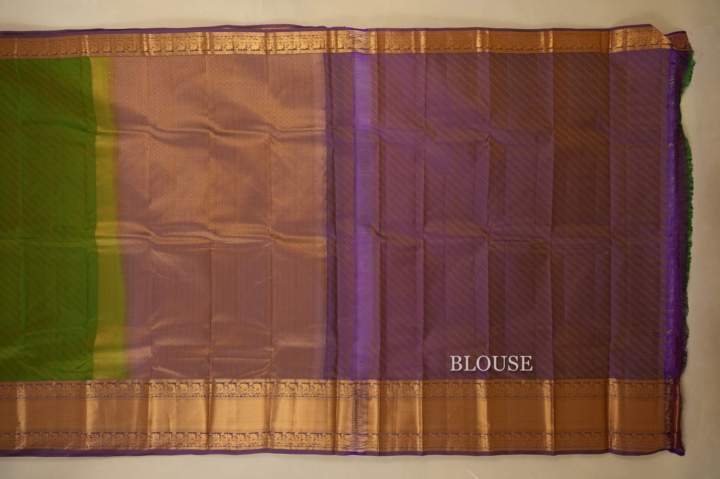 Mehendi Green Light Weight Kanchipuram Silk Saree Blouse