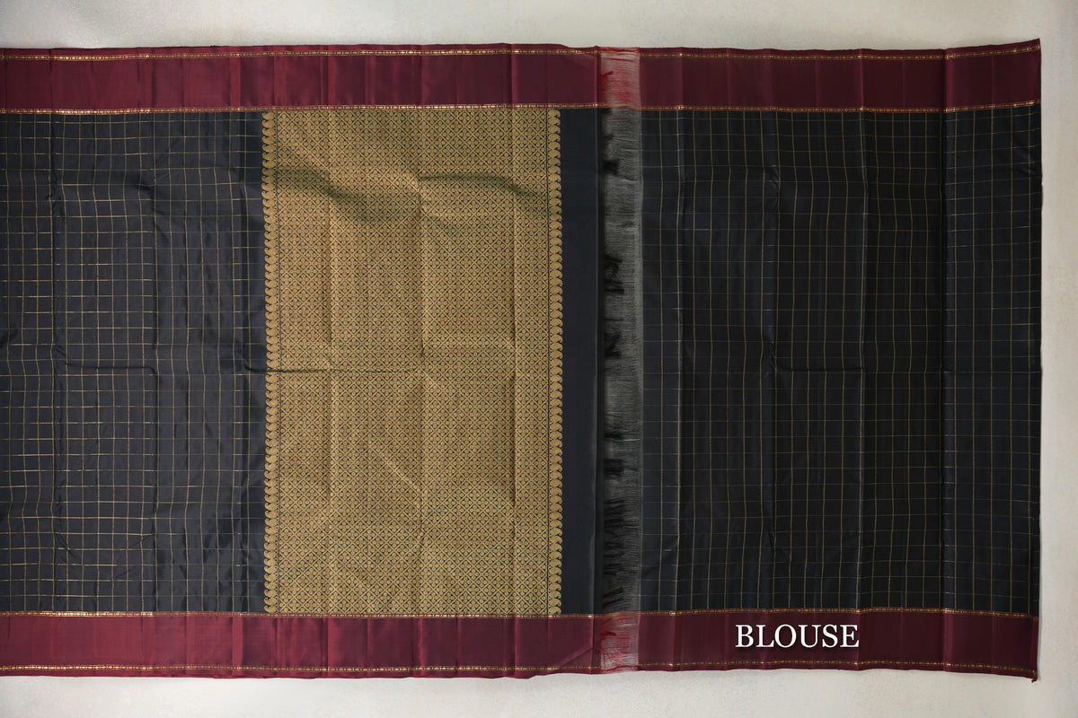 Jet Black with Deep Maroon Border Vintage Kanjivaram Silk Saree blouse