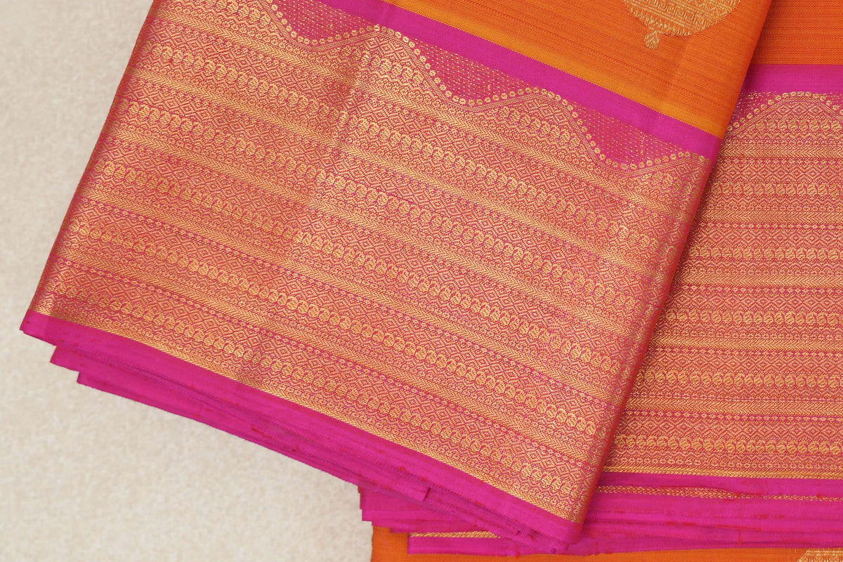 Dual Tone of Mango Orange and Red with Rani Pink Border Vintage Kanjivaram Silk Saree border