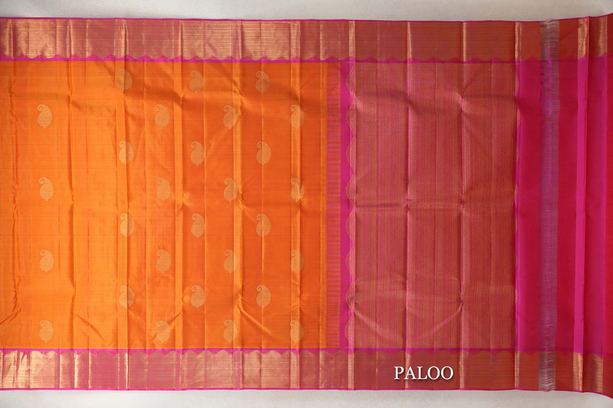 Dual Tone of Mango Orange and Red with Rani Pink Border Vintage Kanjivaram Silk Saree paloo
