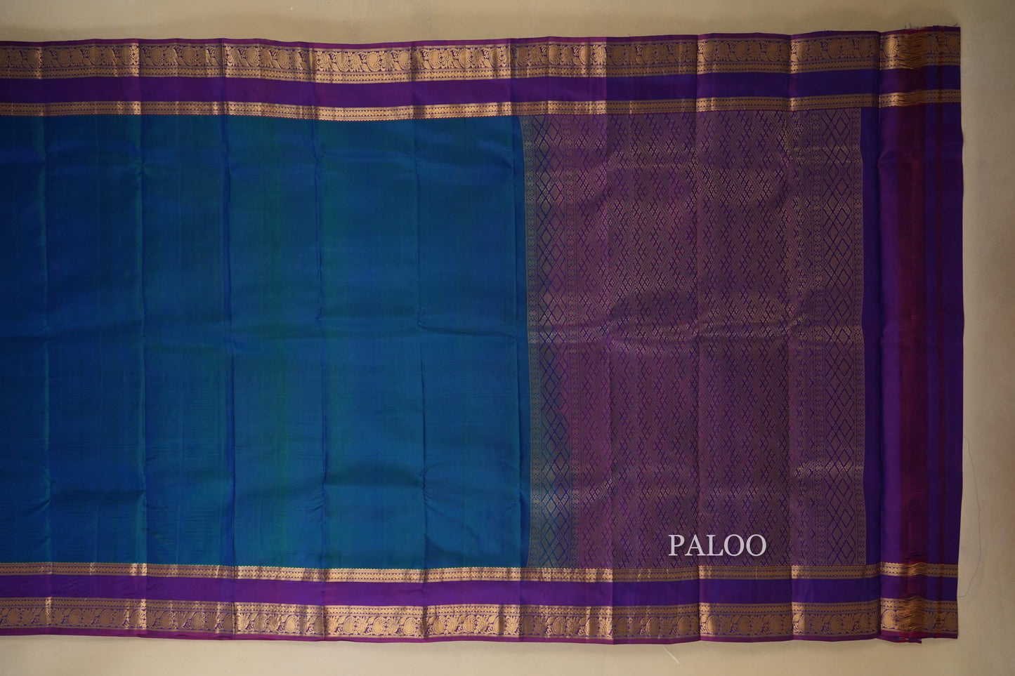 Peacock Green Light Weight Kanchipuram Silk Saree Paloo