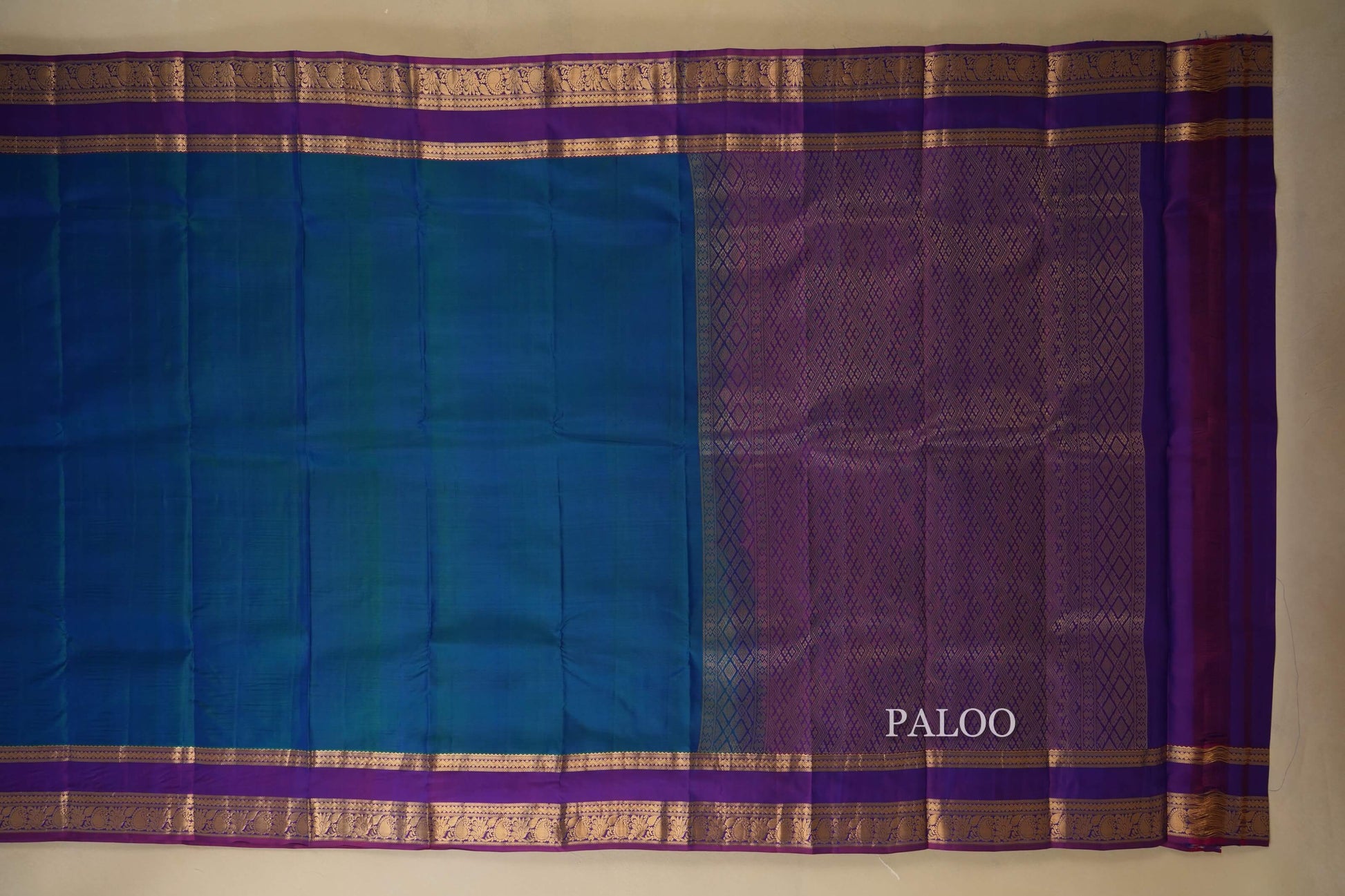 Peacock Green Light Weight Kanchipuram Silk Saree Paloo