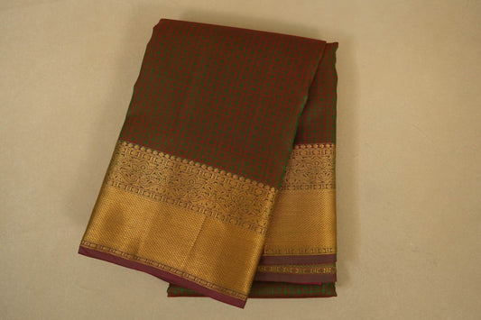 Folded Manthulir Light Weight Kanchipuram Silk Saree 