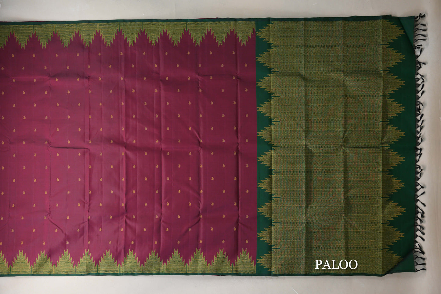 Deep Magenta with Deep Bottle Green Temple Borders Vintage Kanjivaram Silk Saree paloo