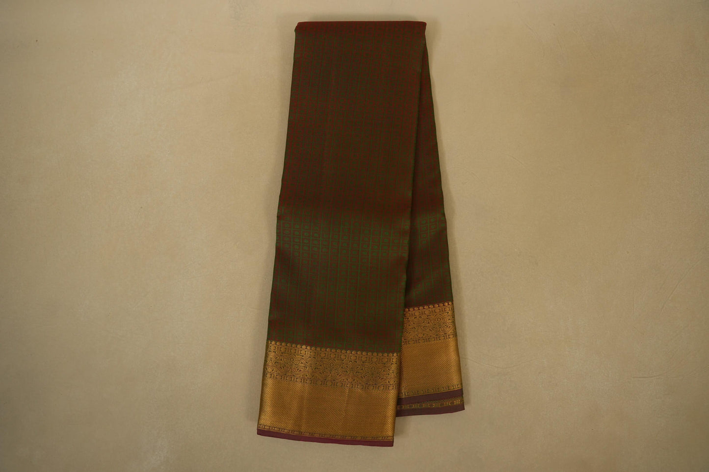 Manthulir Light Weight Kanchipuram Silk Saree online