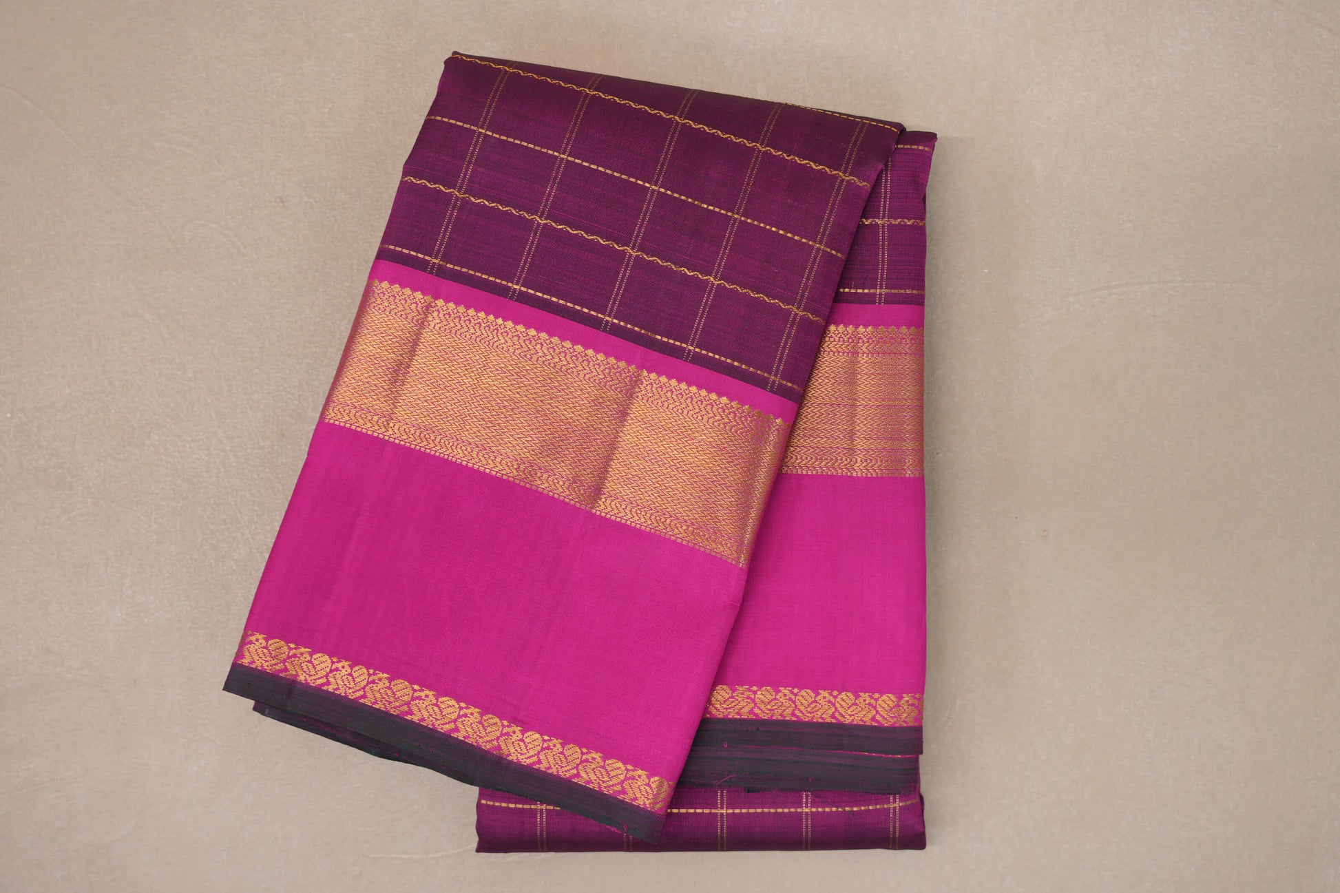 Deep Magenta with Bright Pink Dark Green Selvedge Vintage Kanjivaram Silk Saree