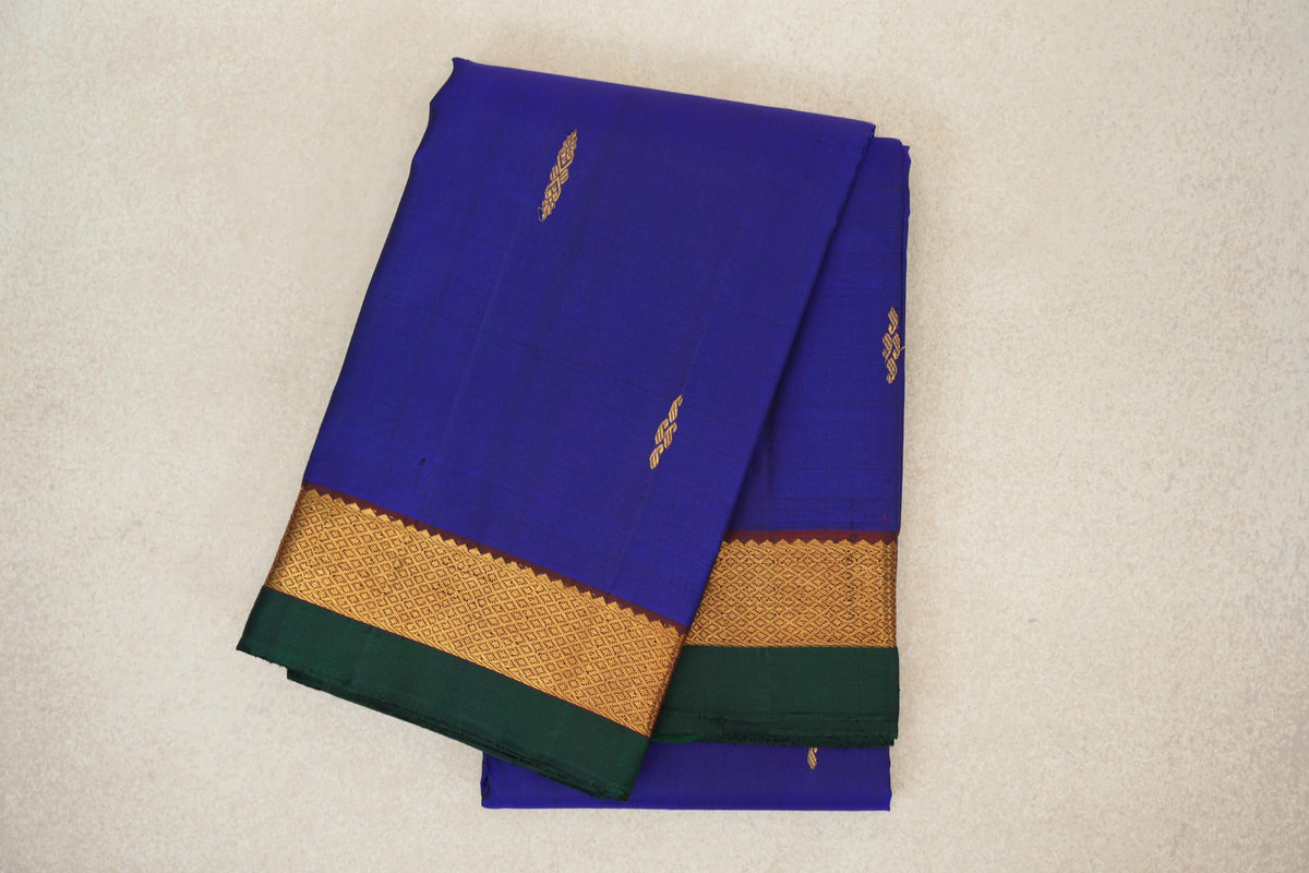 Deep Royal Blue with Deep Wine Maroon with Dark Green Selvedge Borders Vintage Kanjivaram Silk Saree SS10290