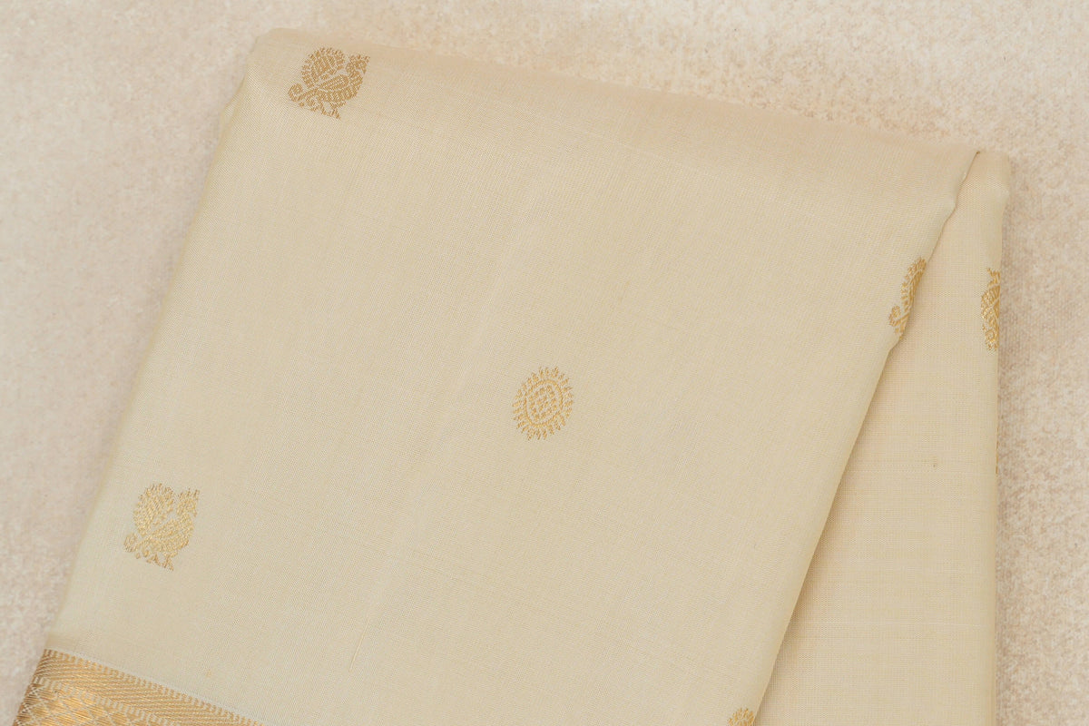 Cream Vintage Kanjivaram Silk Saree body
