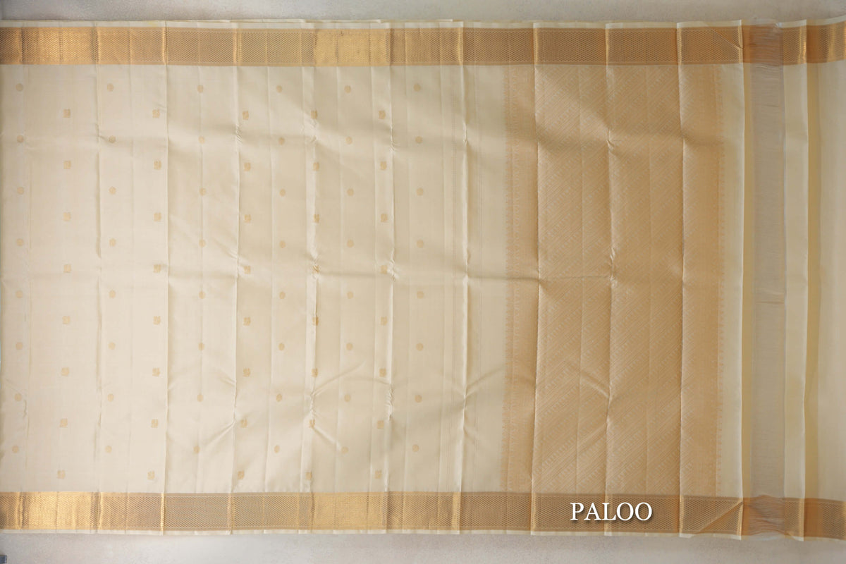 Cream Vintage Kanjivaram Silk Saree paloo
