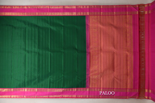 Emerald Green with Bright Pink Rettai Pettu Borders Vintage Kanjivaram Silk Saree paloo