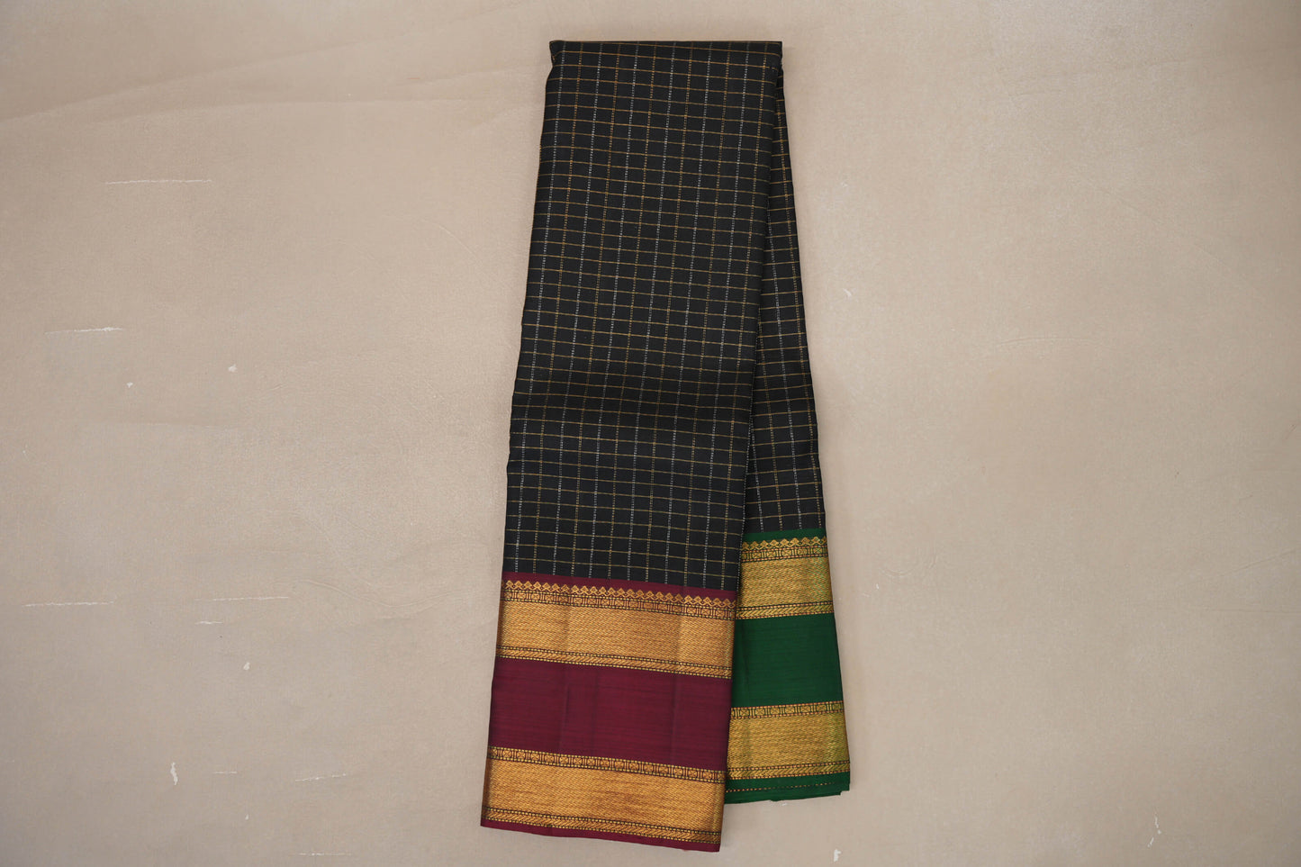 Online Black with Reddish Pink/Emerald Green Borders Vintage Kanjivaram Silk Saree