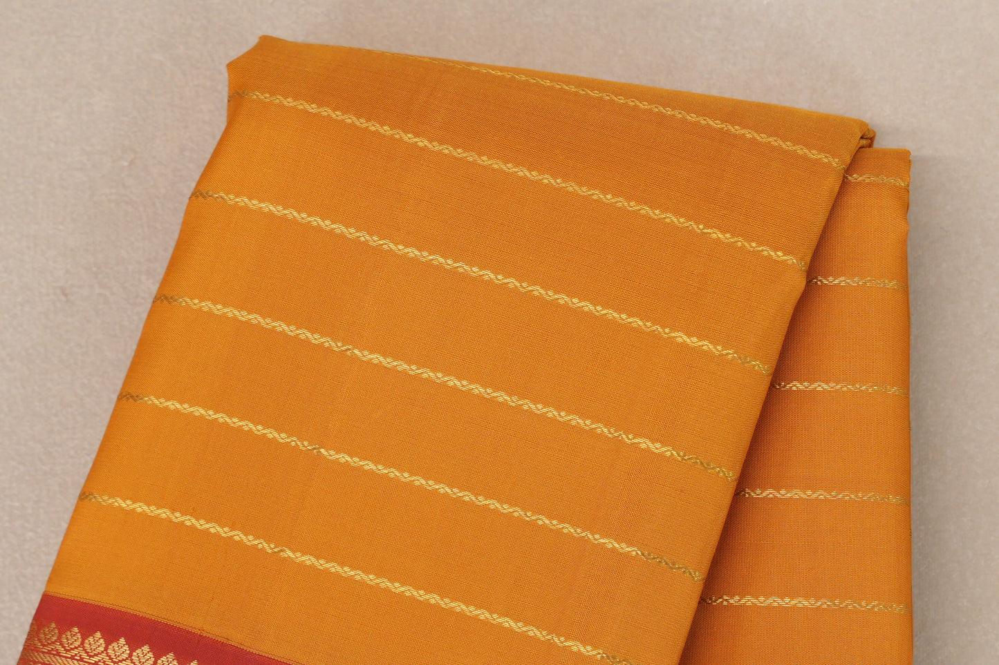 Mango Yellow with Reddish Orange Borders Vintage Kanjivaram Silk Saree body