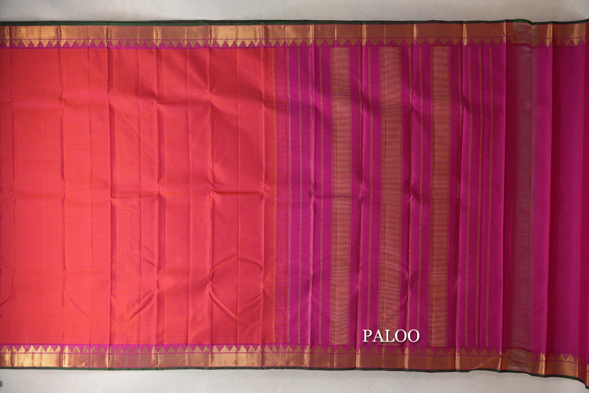 Orangish Pink with Bright Magenta with Dark Green Selvedge Borders Vintage Kanjivaram Silk Saree paloo