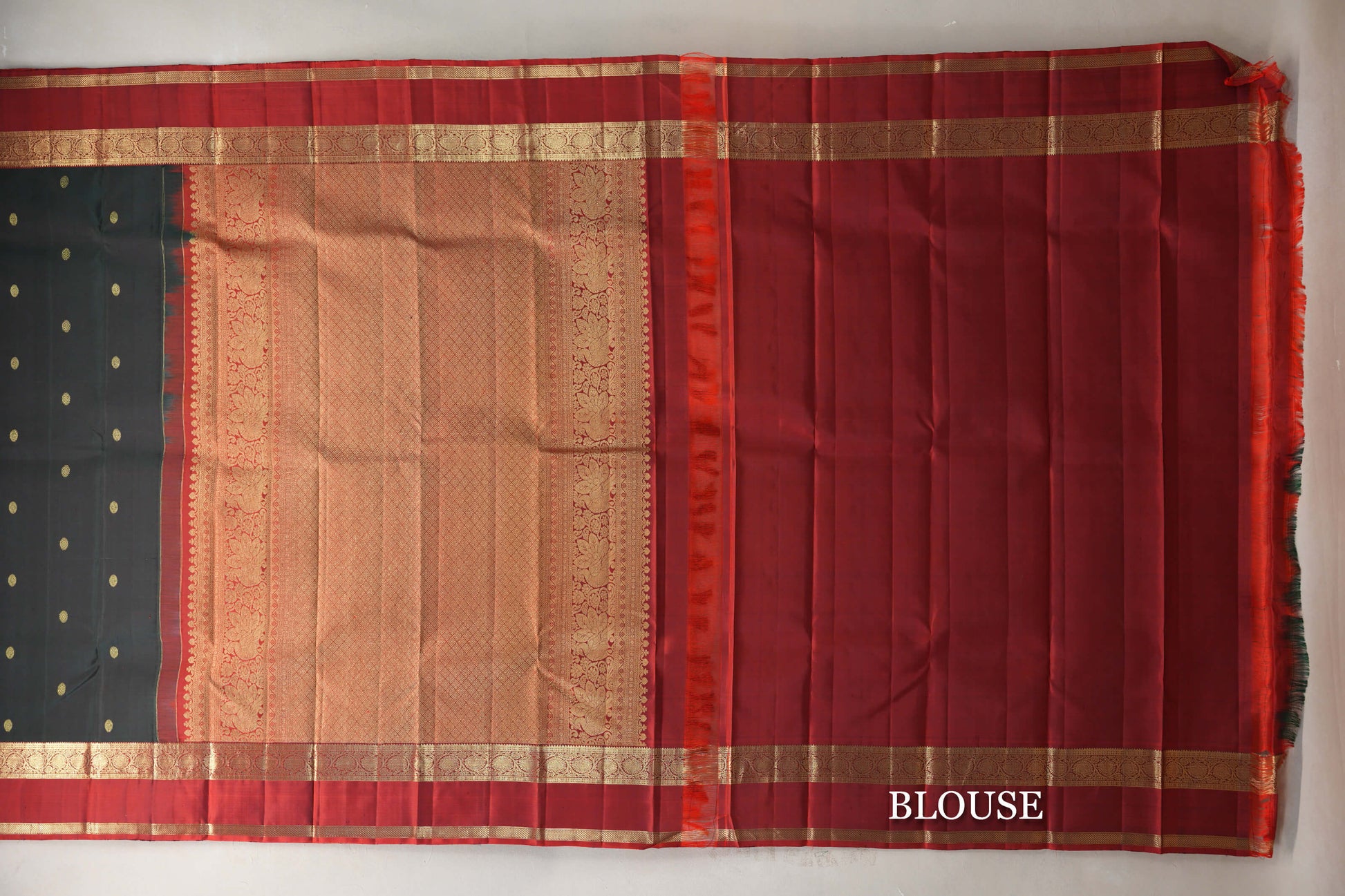 Dual Tone of Maroon and Green Vintage Kanjivaram Silk Saree blouse