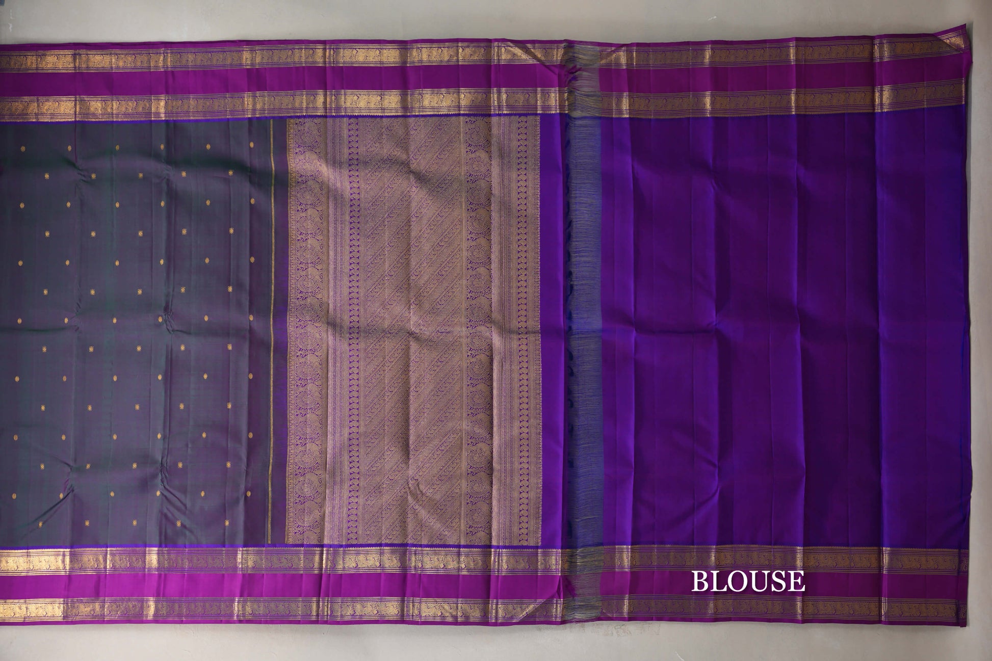 Dual Tone of Magenta and Green Vintage Kanjivaram Silk Saree blouse