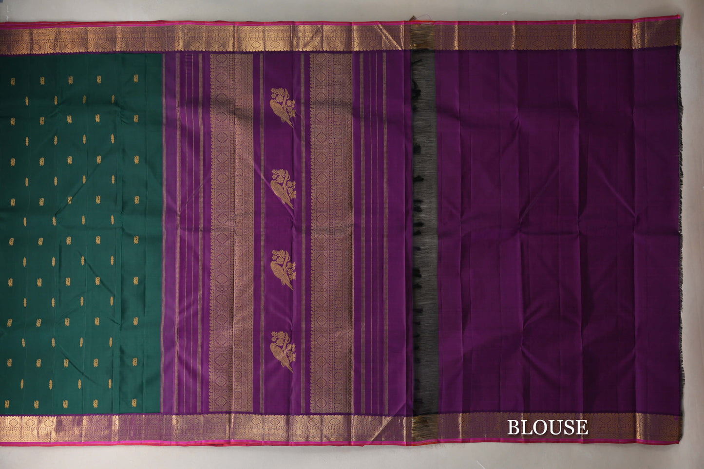 Deep Green with Deep Violet Borders Vintage Kanjivaram Silk Saree SS9190