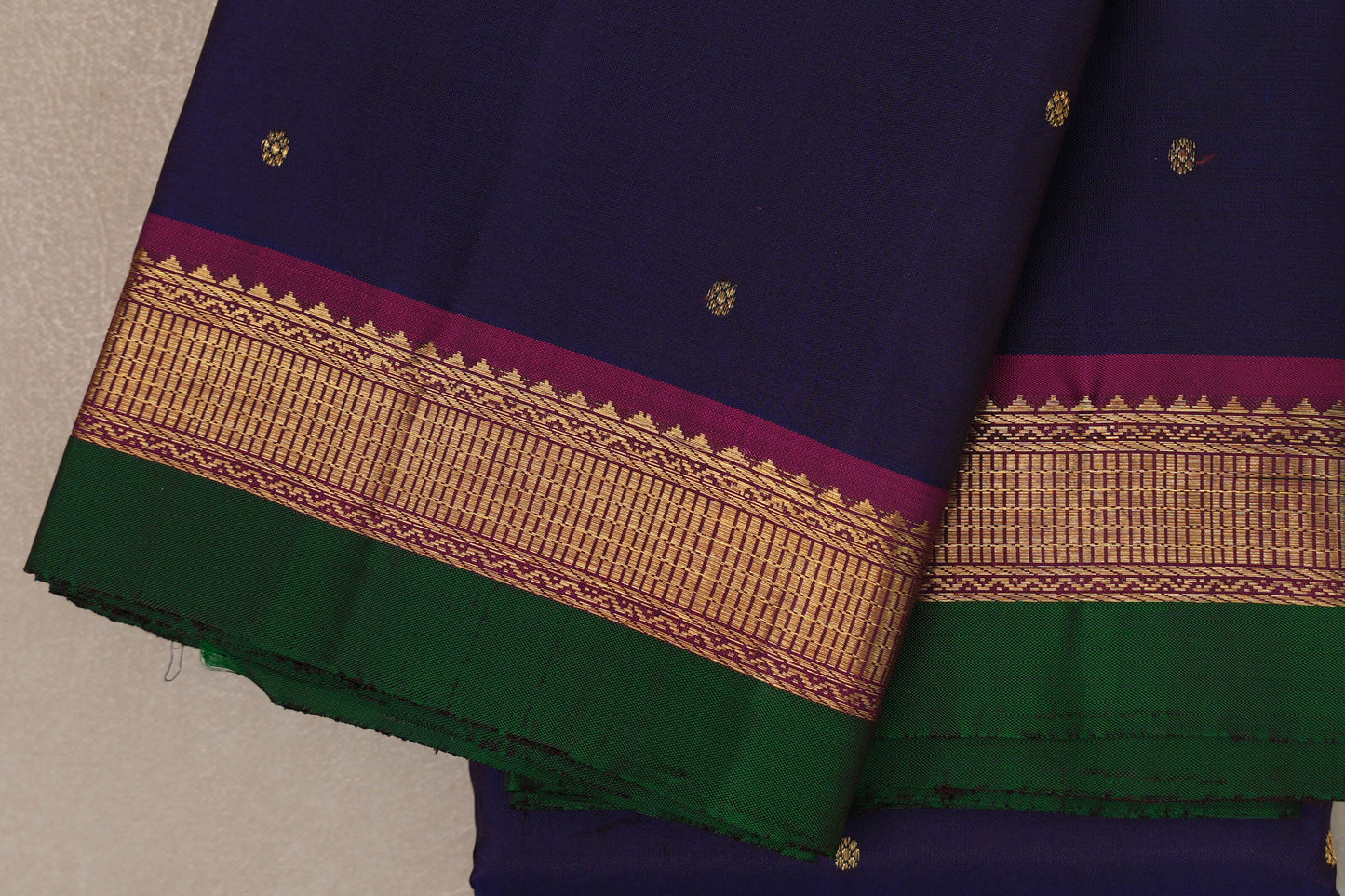 Deep Blue with Deep Magenta Borders Vintage Kanjivaram Silk Saree SS9192