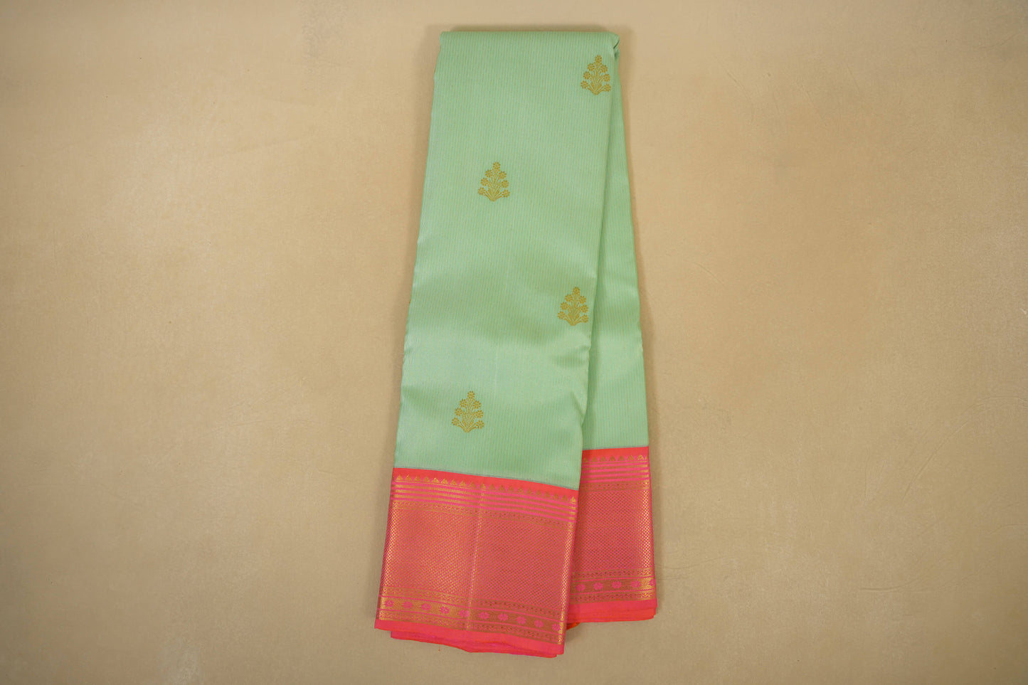 Online Rexona Green with Peach Pink Borders Kanjivaram Silk Saree