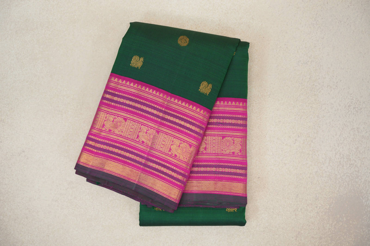 Folded Deep Bottle Green Vintage Kanjivaram Silk Saree