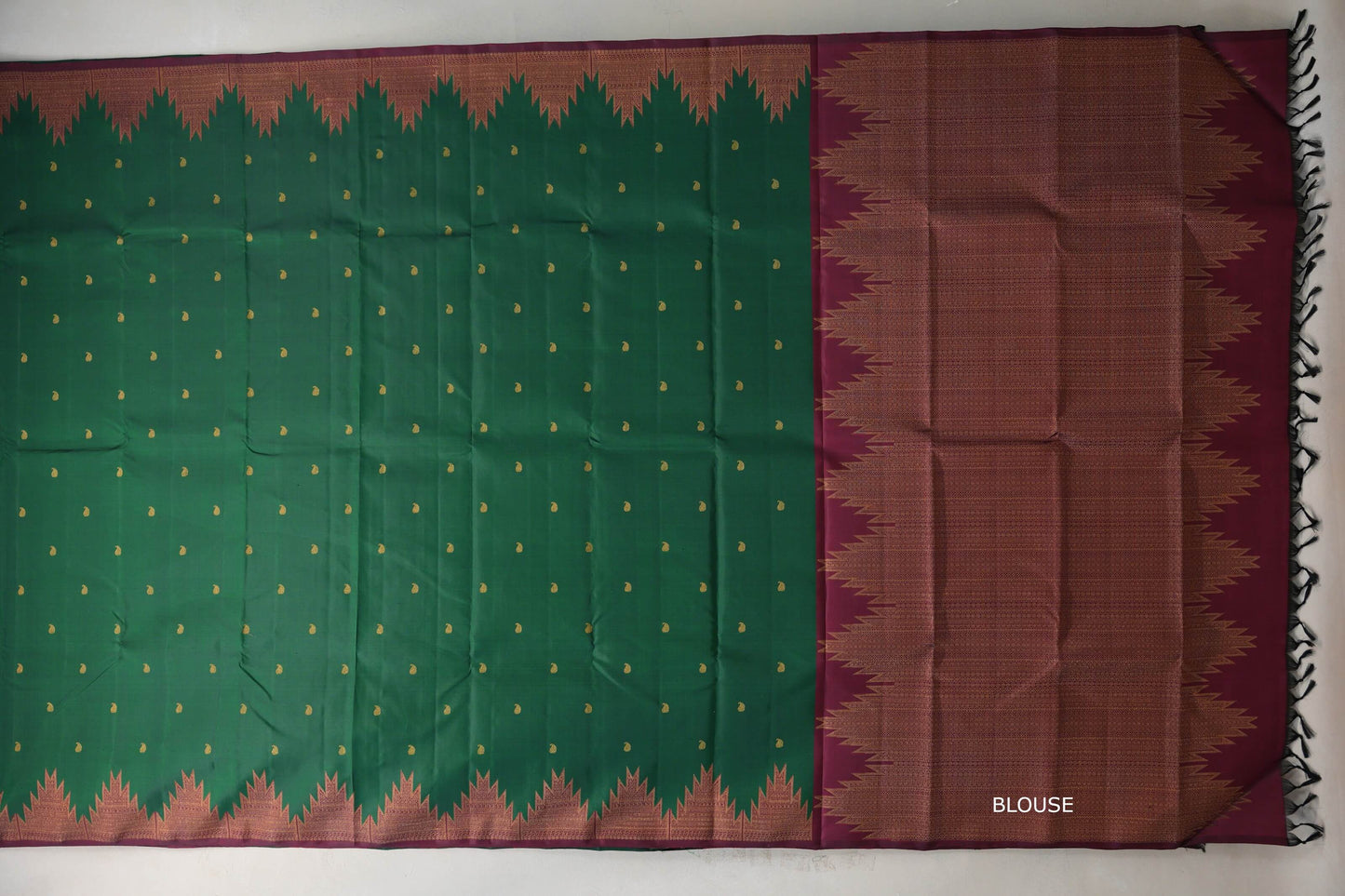 Emerald Green with reddish maroon Vintage Kanjivaram Silk Saree SS9202