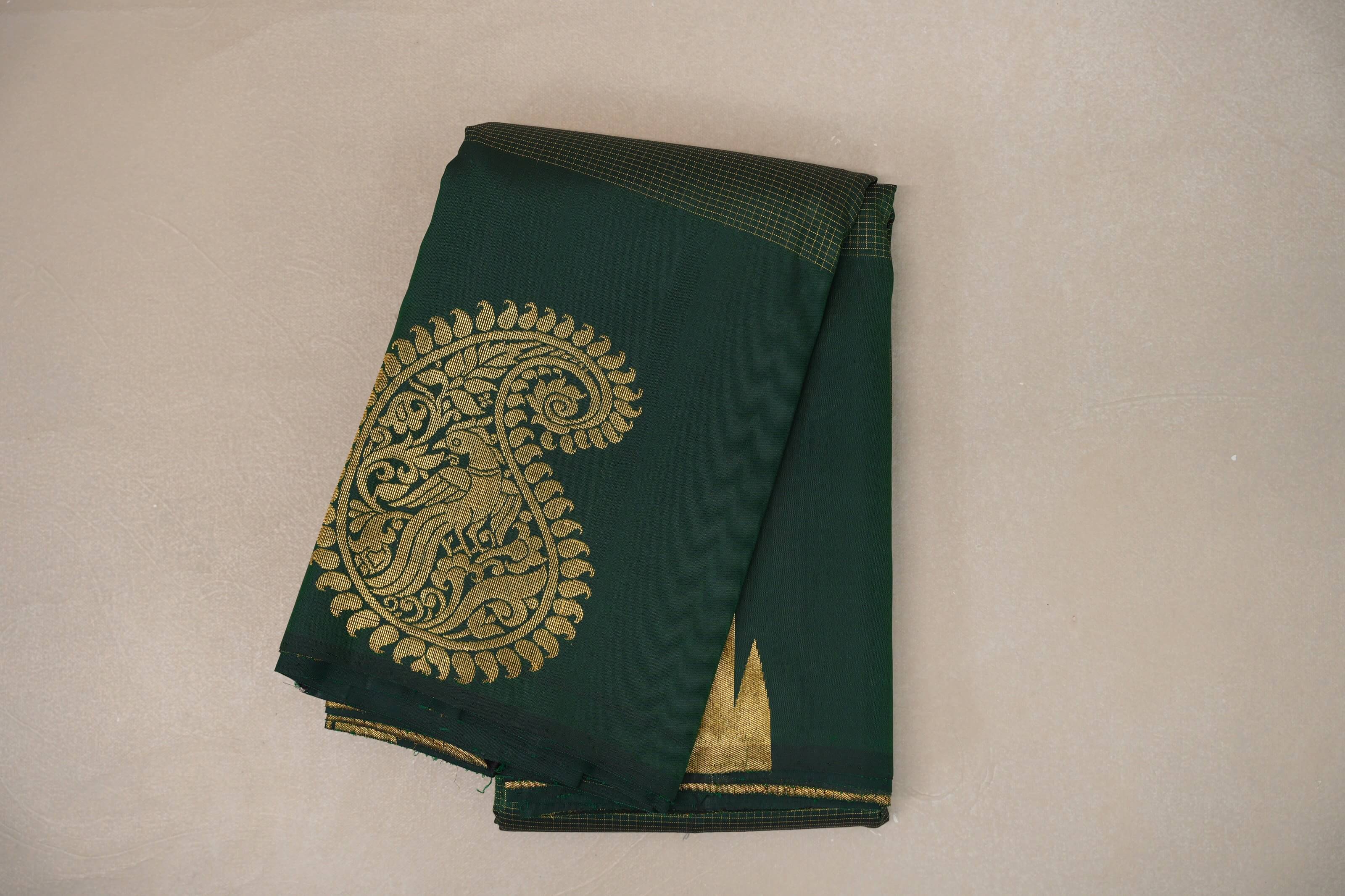 Deep Bottle Green Vintage Kanjivaram Silk Saree SS9204