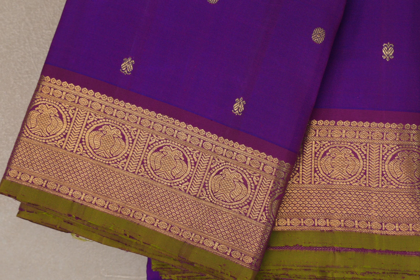 Dual Tone of Royal Blue and Purple Vintage Kanjivaram Silk Saree SS9205