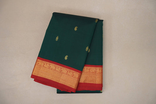 Deep Green with bright red Vintage Kanjivaram Silk Saree SS9207