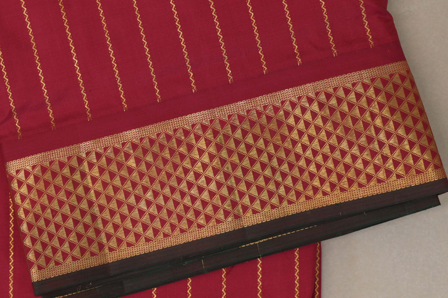 Reddish pink Ten Yards Silk Saree SS9222