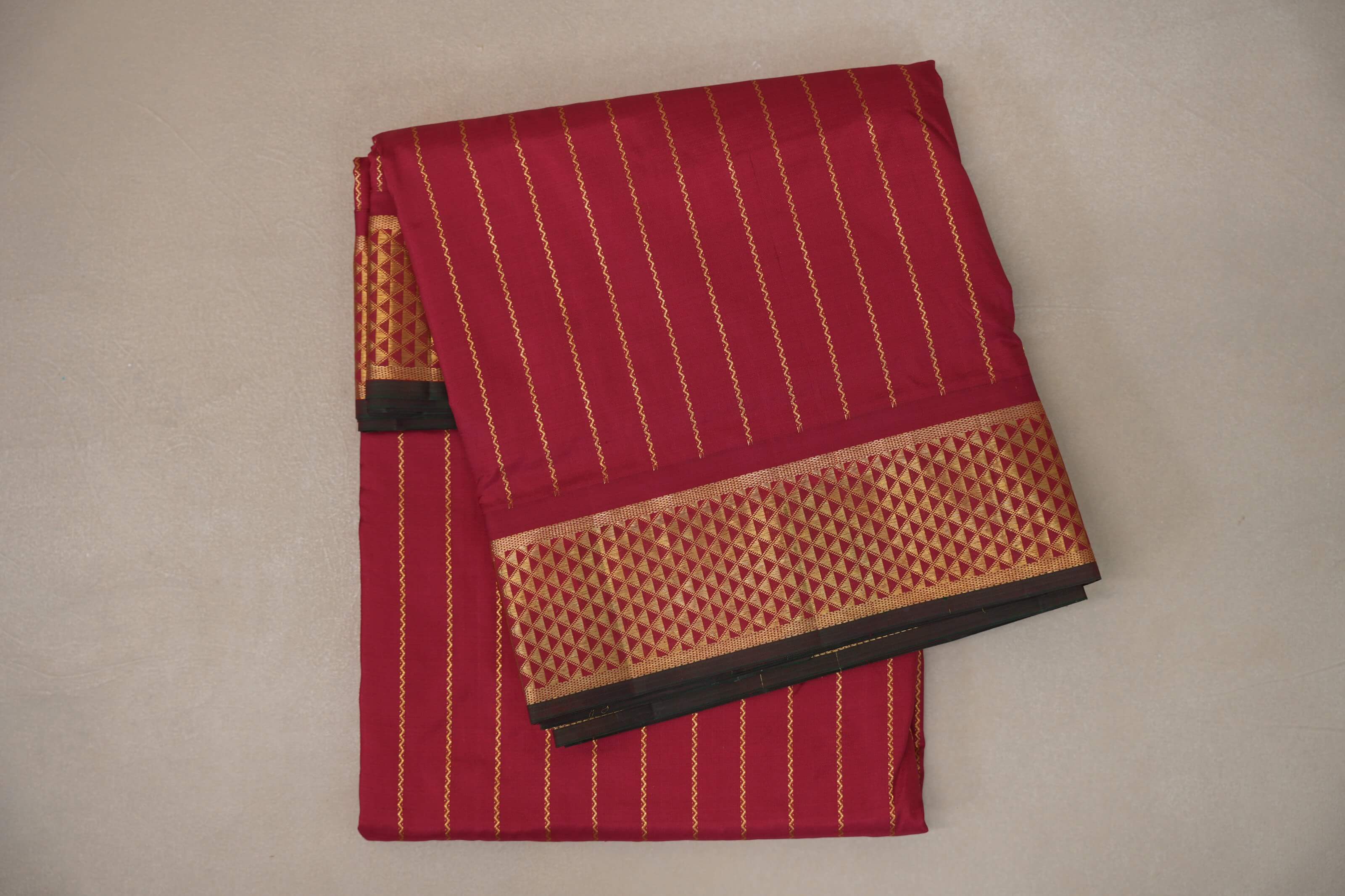Reddish pink Ten Yards Silk Saree SS9222